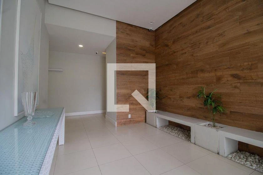 Apartment, 92 m², with a glass-enclosed balcony — photo 50