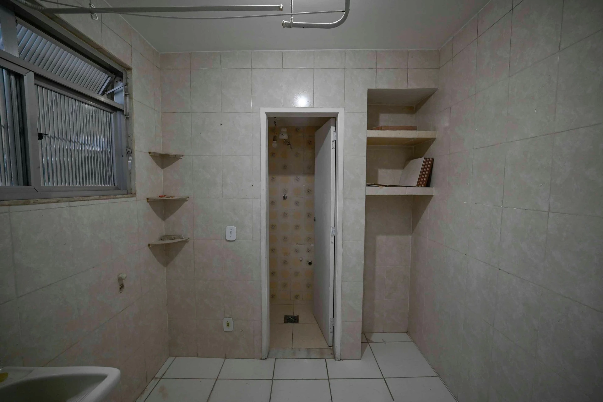 Mountain view in a 2-bedroom apartment, 72 m² — photo 20