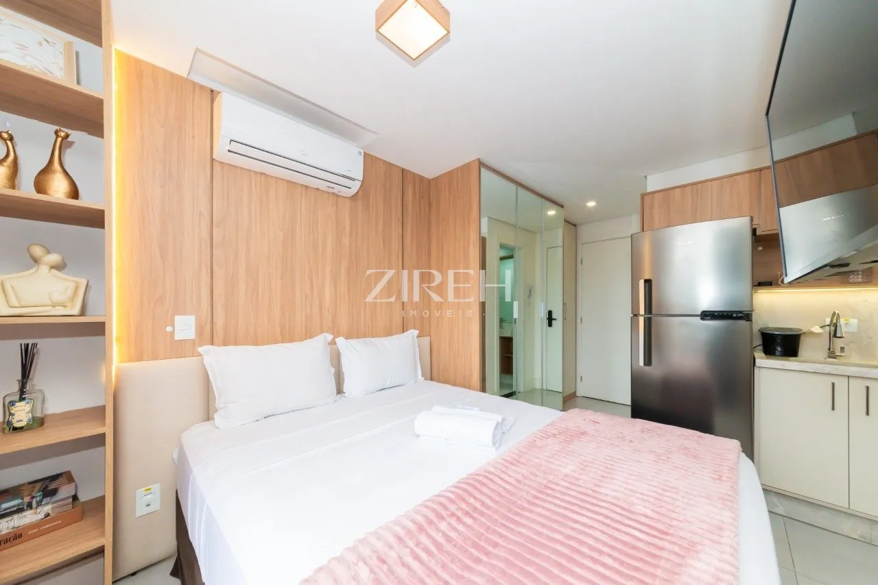 Furnished studio in a building with a coworking space — photo 12