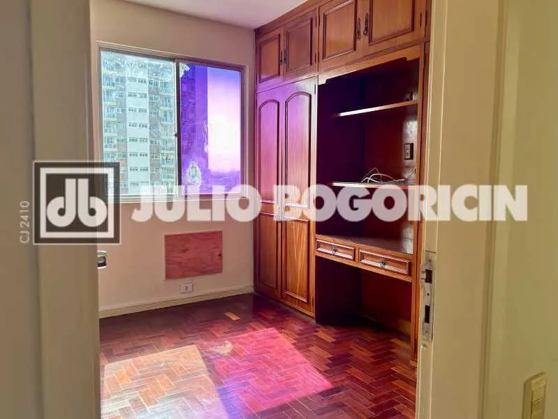 2-bedroom apartment with parking and separate kitchen — photo 3