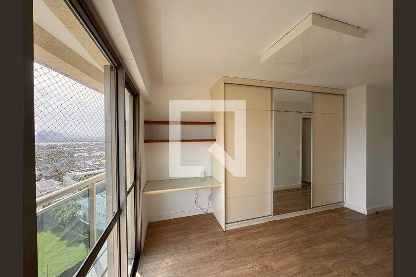 4-bedroom apartment with 4 en-suites and 3 parking — photo 37
