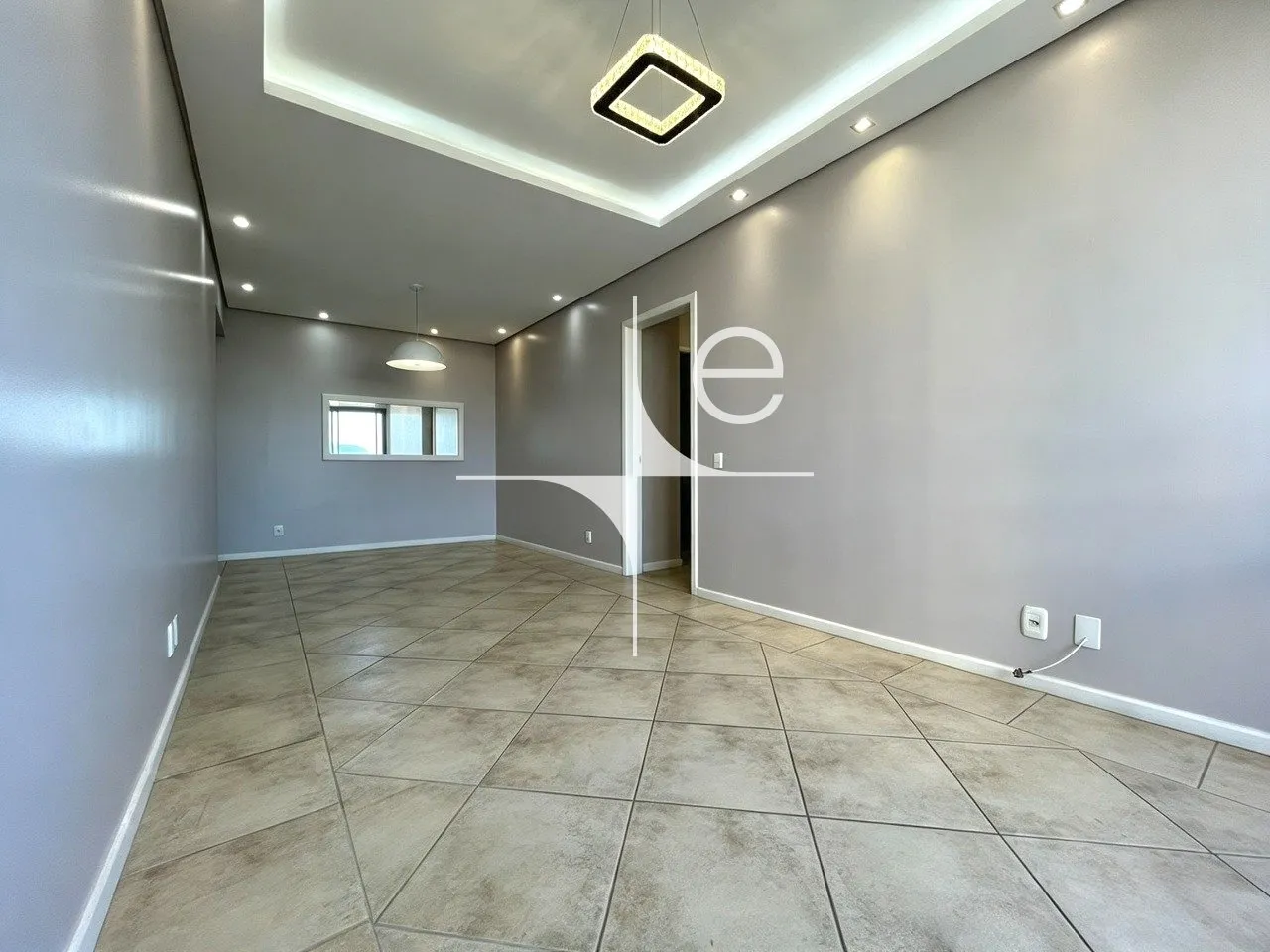 3-bedroom apartment with a washing machine — photo 18
