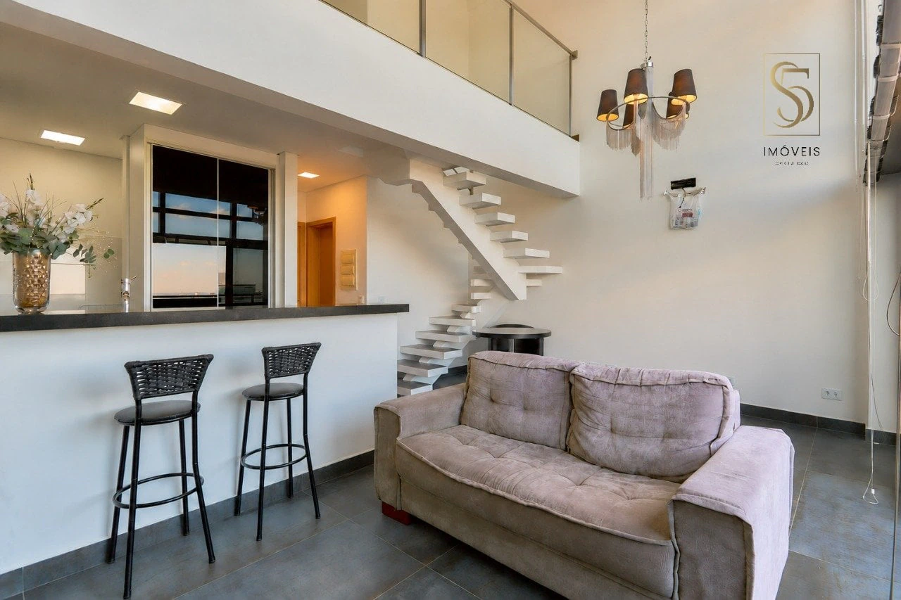 Floor-to-ceiling windows in a one-bedroom apartment, 140 m² — photo 10