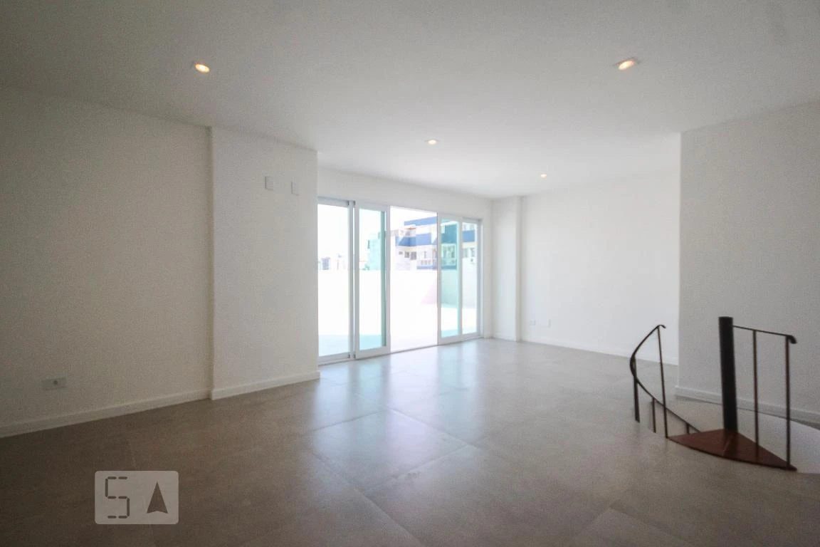 197 m² rental coverage with 2 bedrooms and 3 baths — photo 48