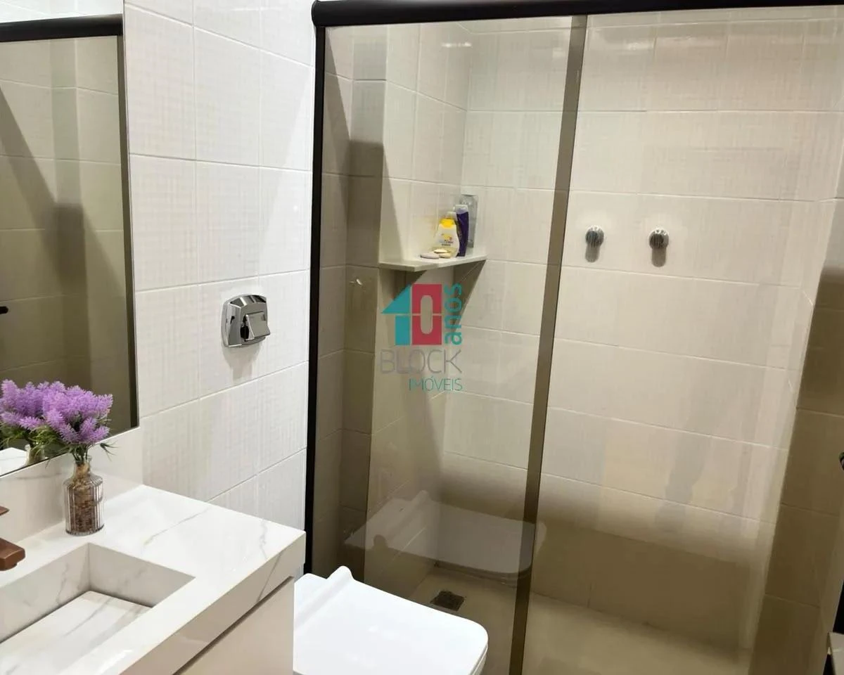 Apartamento de 87 m² com máquina de lavar e closet — photo 28