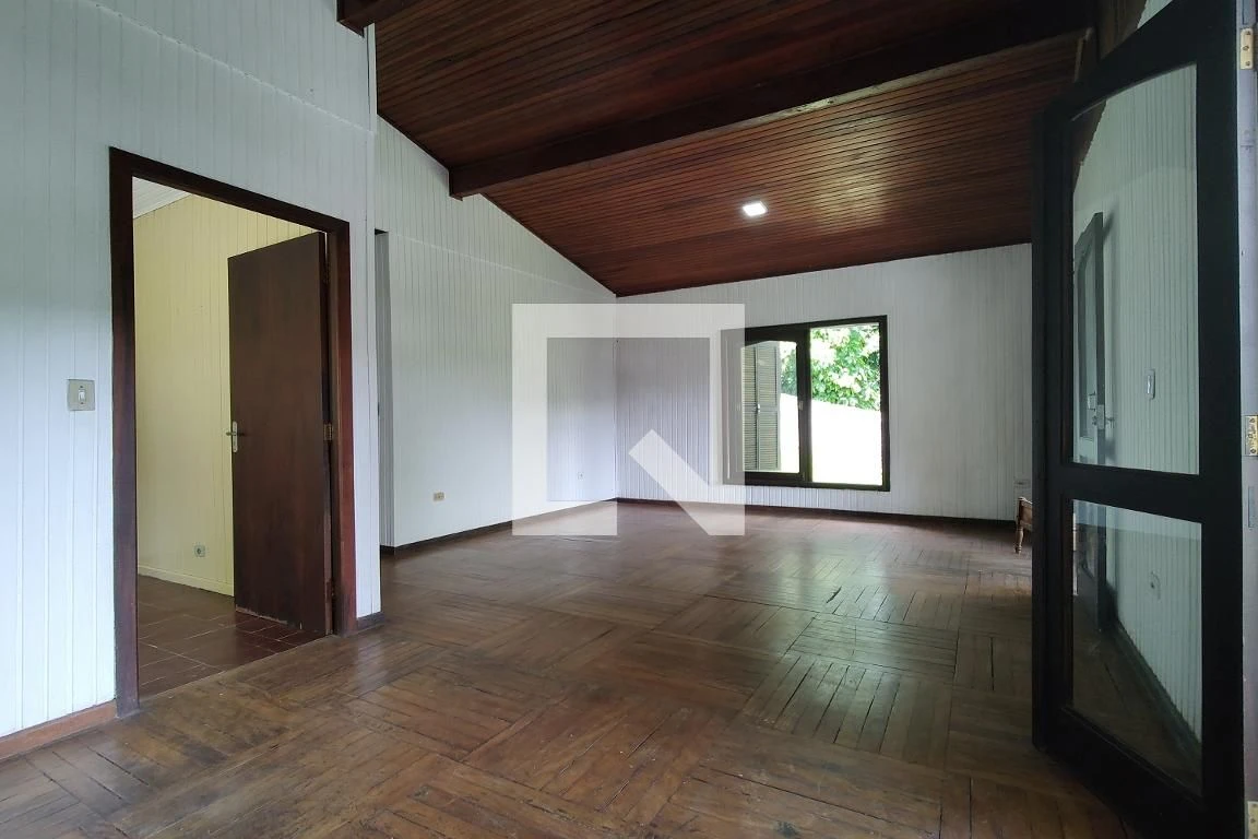 Casa para locação com 3 quartos e 280 m² — photo 2