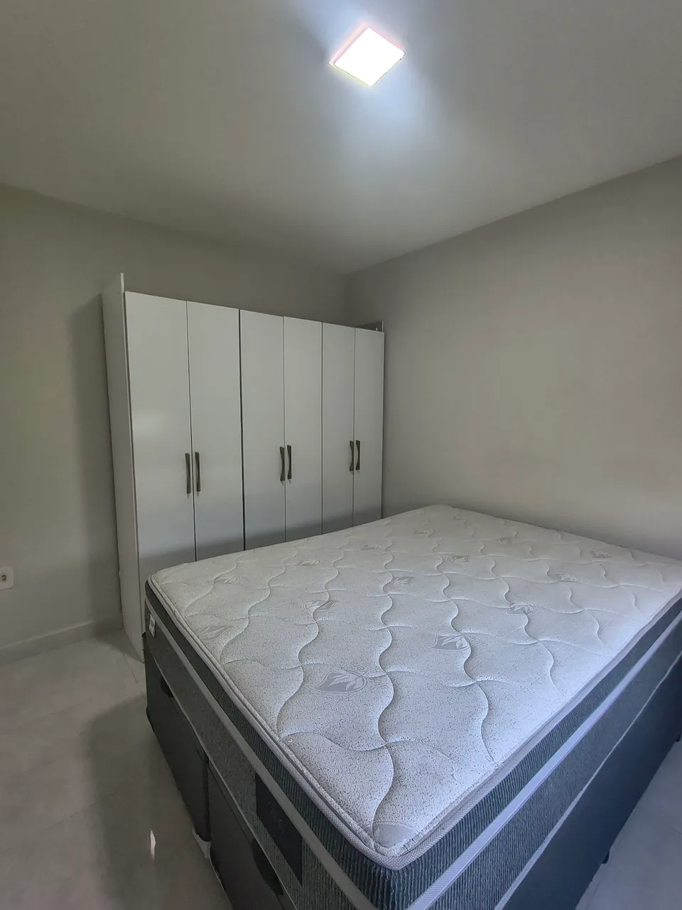 Furnished 1-bedroom apartment with pet-friendly rules — photo 9