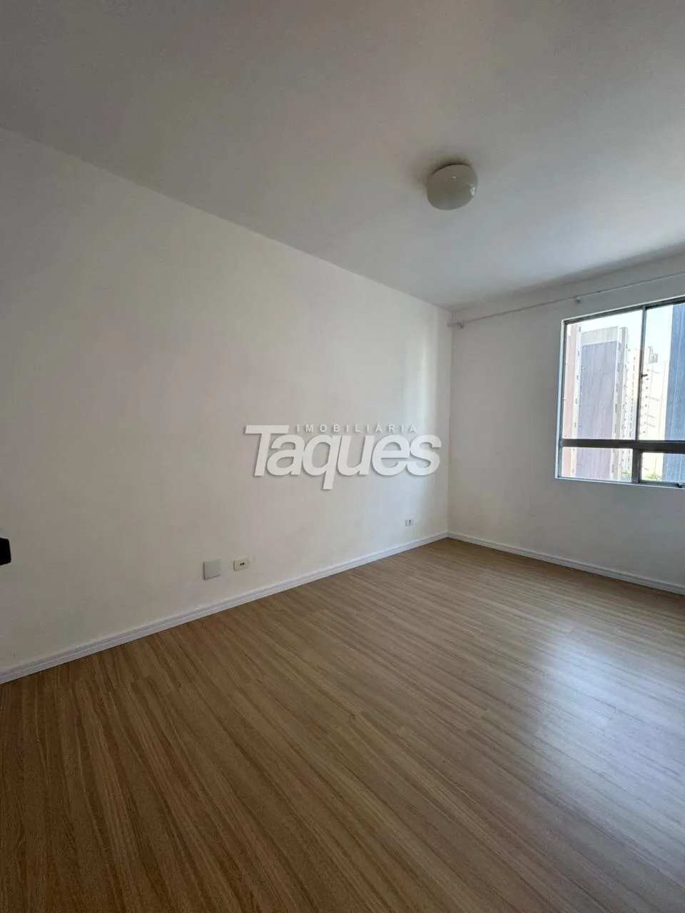 Unfurnished apartment with 2 bedrooms and 1 parking spot — photo 4