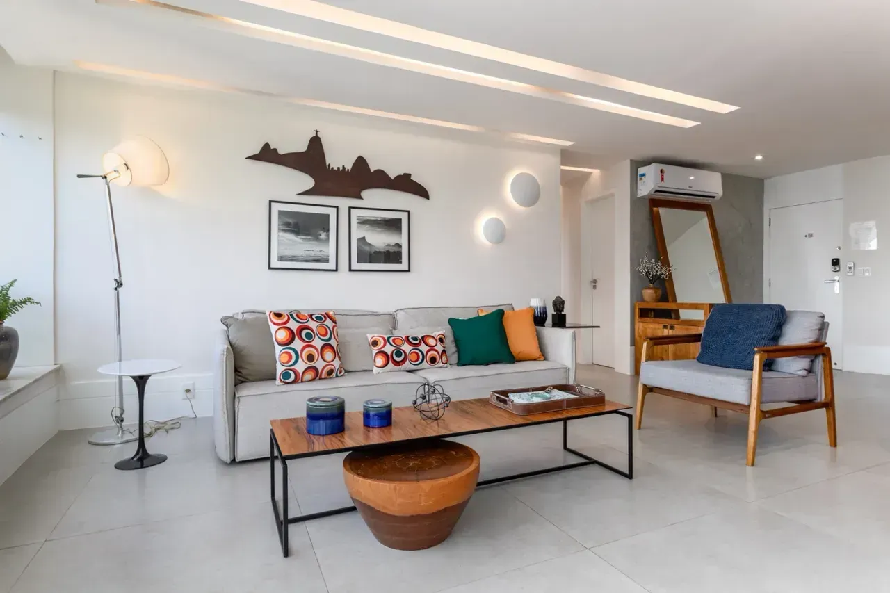 Furnished apartment with 2 bedrooms and water views — photo 6
