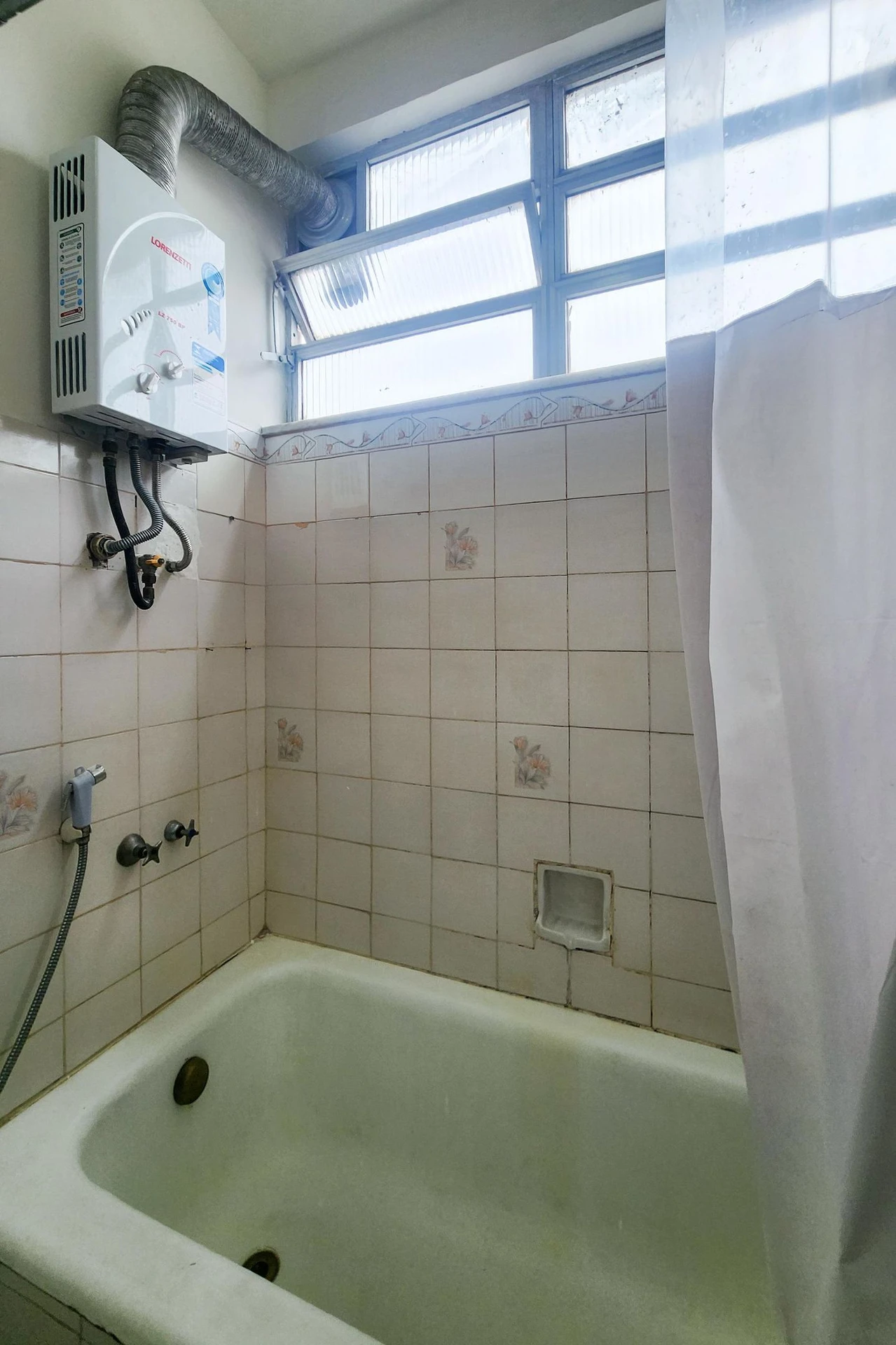 Apartamento, 80 m², com banheira — photo 33