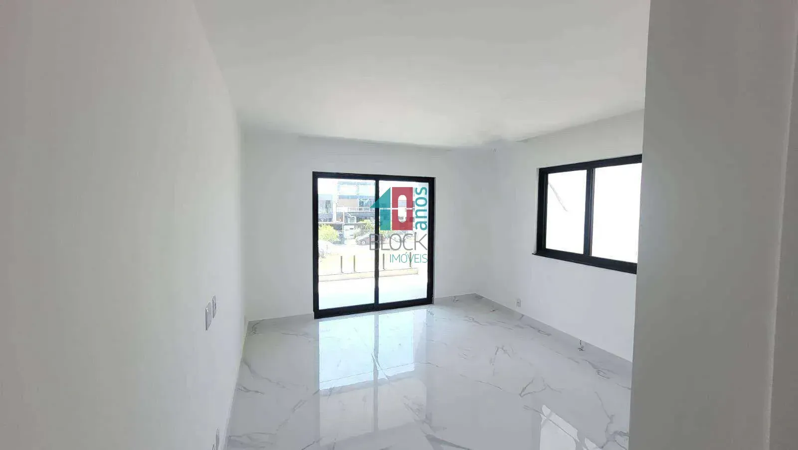 Condo house with 5 bedrooms and 5 en-suites — photo 14