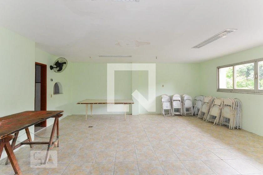 2-bedroom apartment with a mountain view in Rio de Janeiro — photo 39