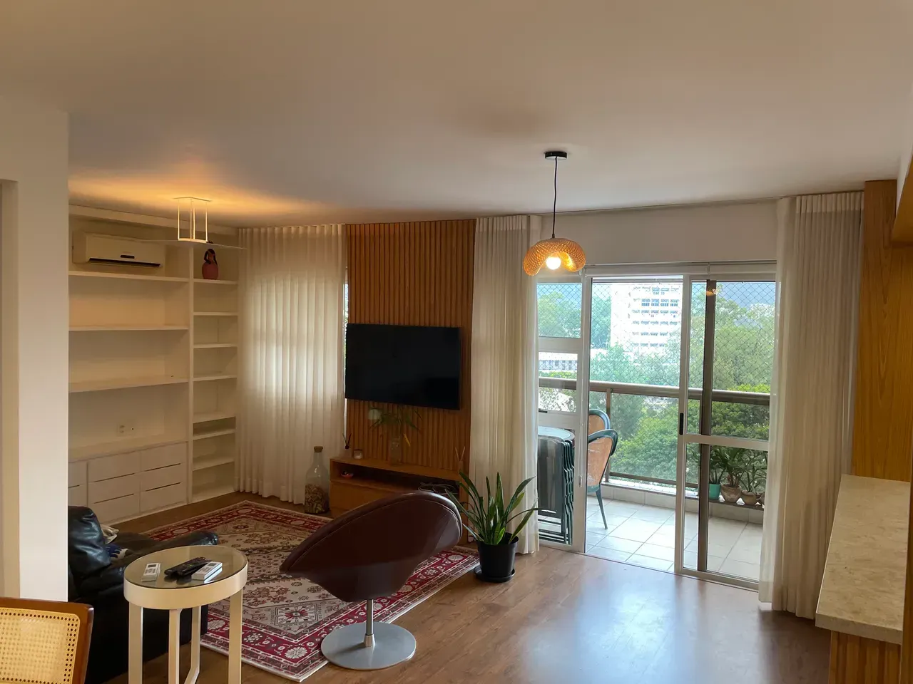 Apartment on the 6th floor with a home office