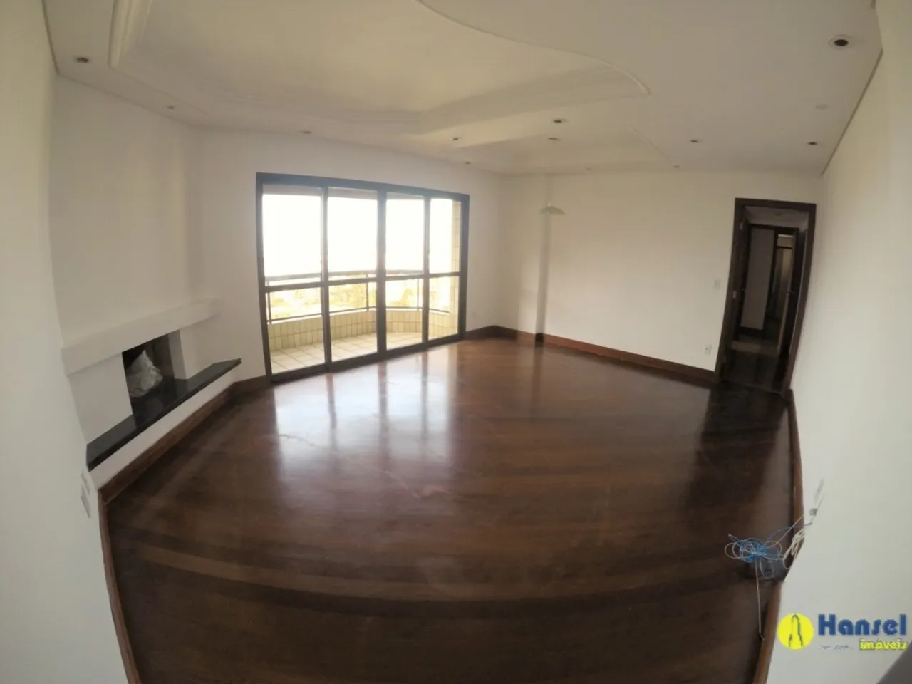 Apartamento de 3 quartos com cozinha a gás e varanda fechada — photo 9