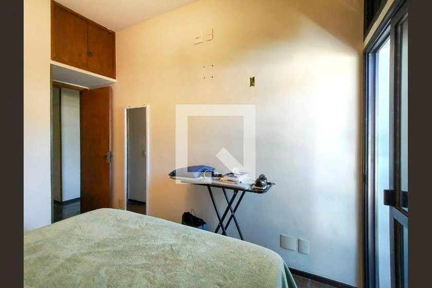 Glass-enclosed balcony in a 3-bedroom apartment, 107 m² — photo 15