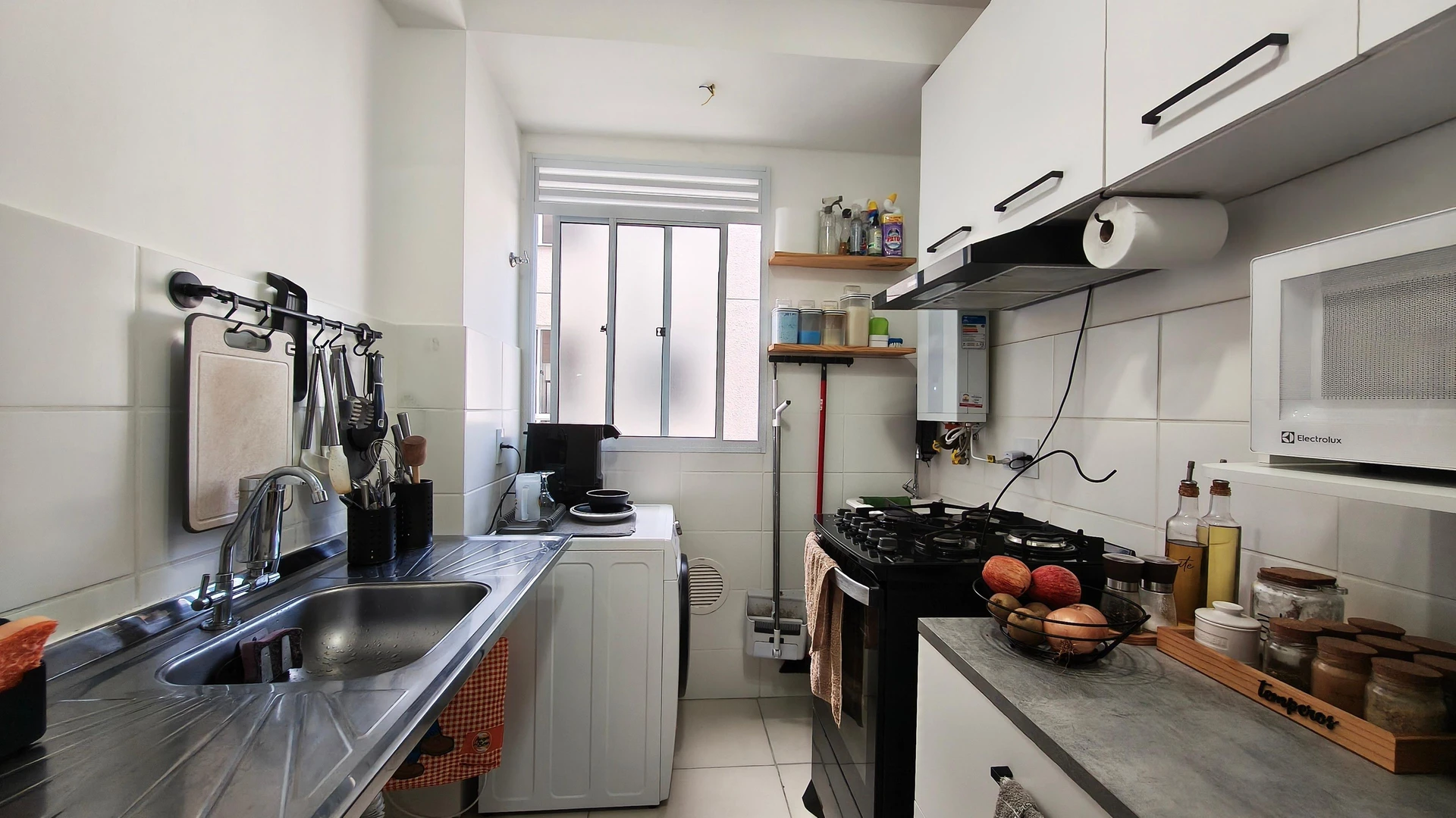 Washing machine in a 2-bedroom apartment, 44 m² — photo 9