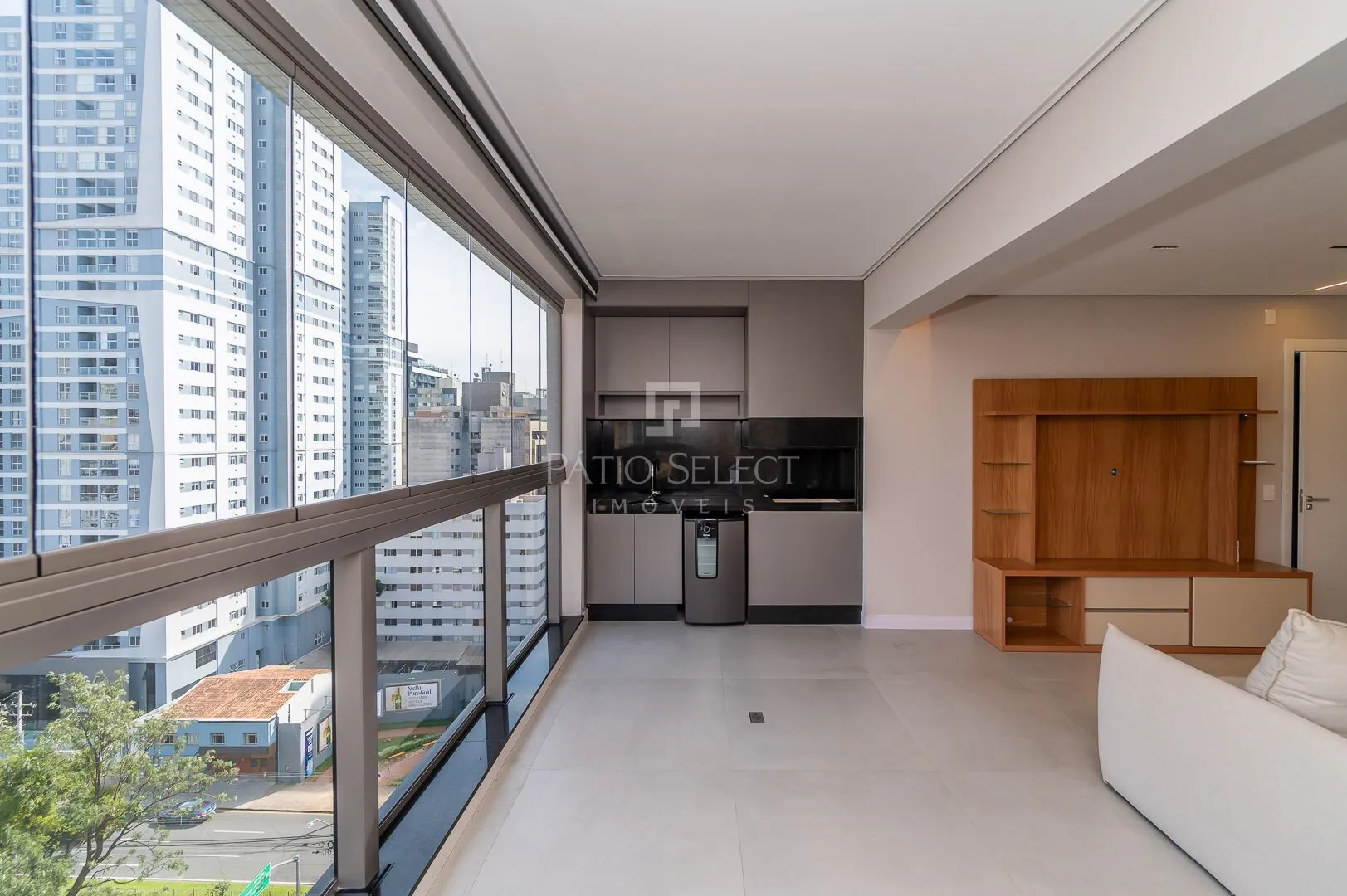 220 m² apartment with 3 en-suite bedrooms and 2 parking — photo 14