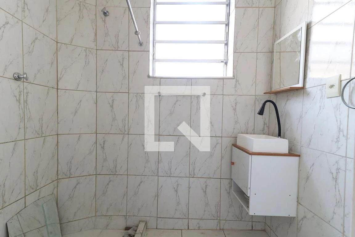 Apartamento para alugar com 2 quartos e cozinha fechada — photo 11