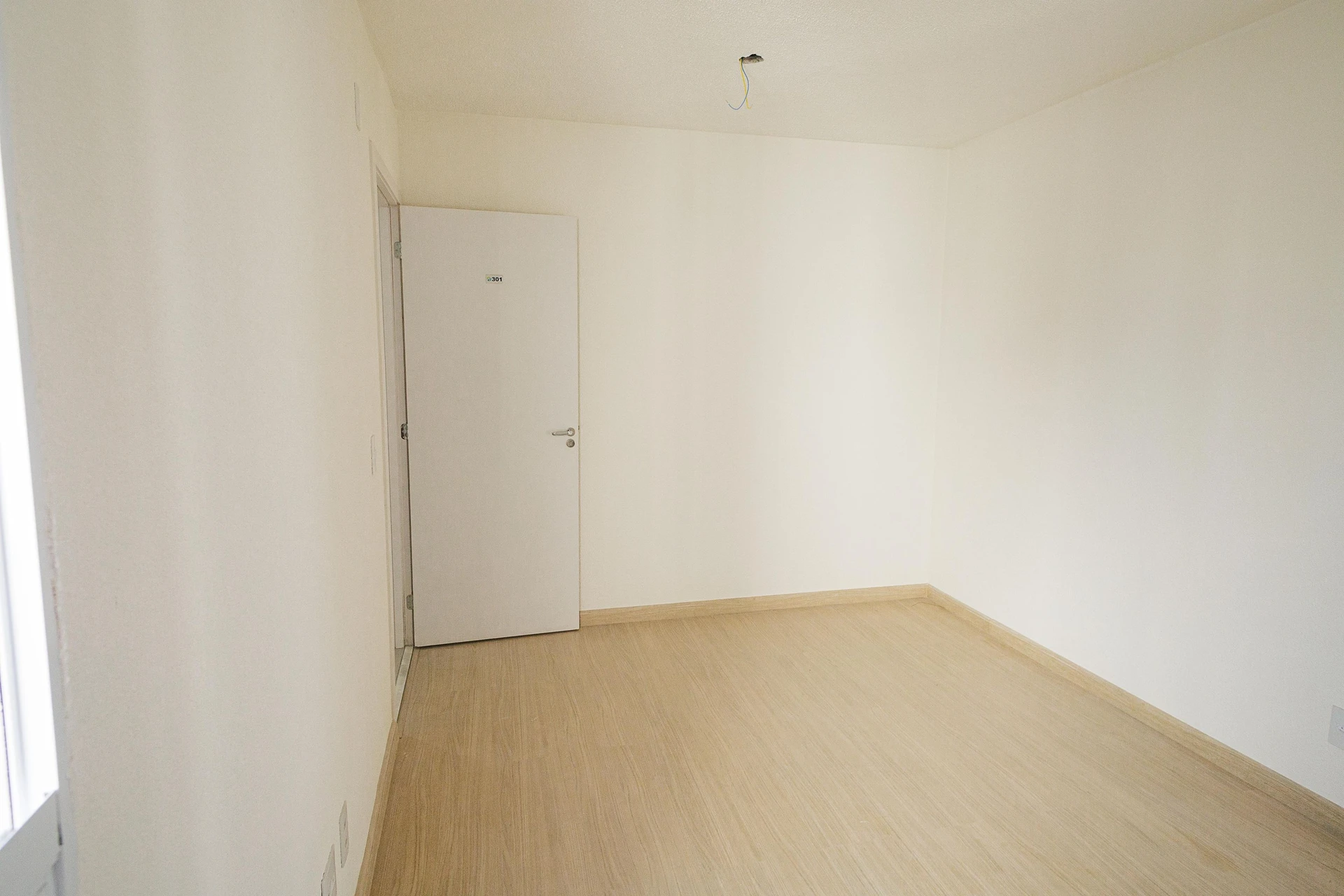 Apartamento sin amueblar de 2 dormitorios con plaza y lavandería — photo 24