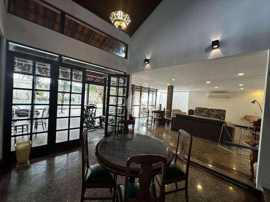 House with 3 bedrooms and 600 m², 4 parking spots — photo 17