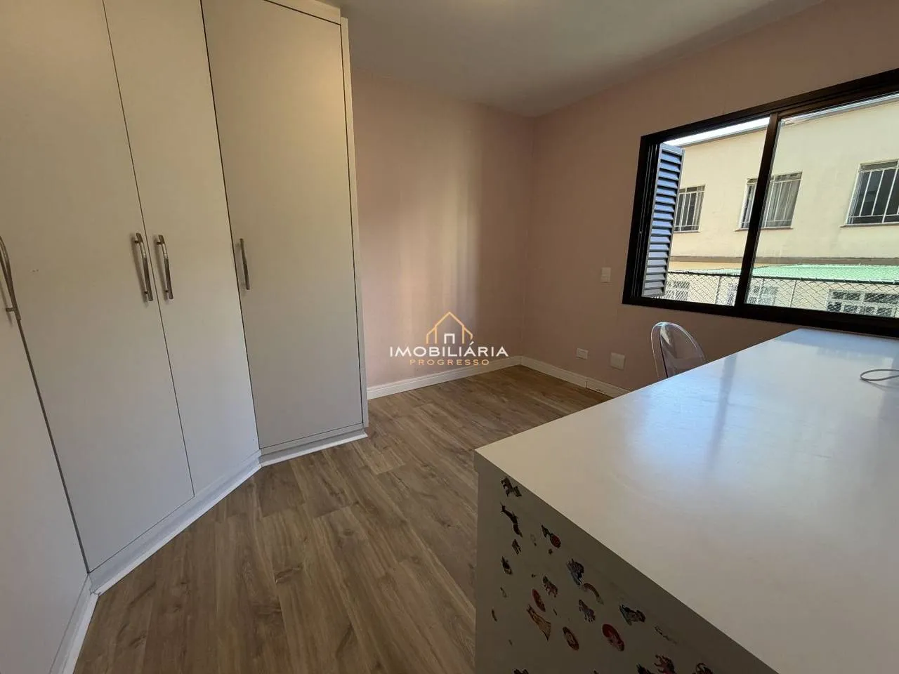 3-bedroom apartment with a home office in Curitiba — photo 27