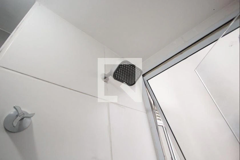Невмебльована квартира 42 м² з 2 кімнатами та паркомісцем — photo 2