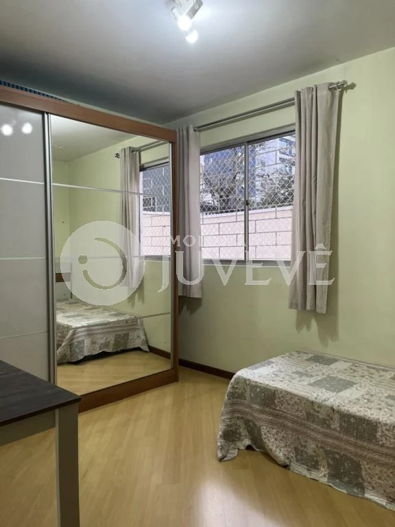 Home office in a 2-bedroom apartment, 58 m² — photo 3