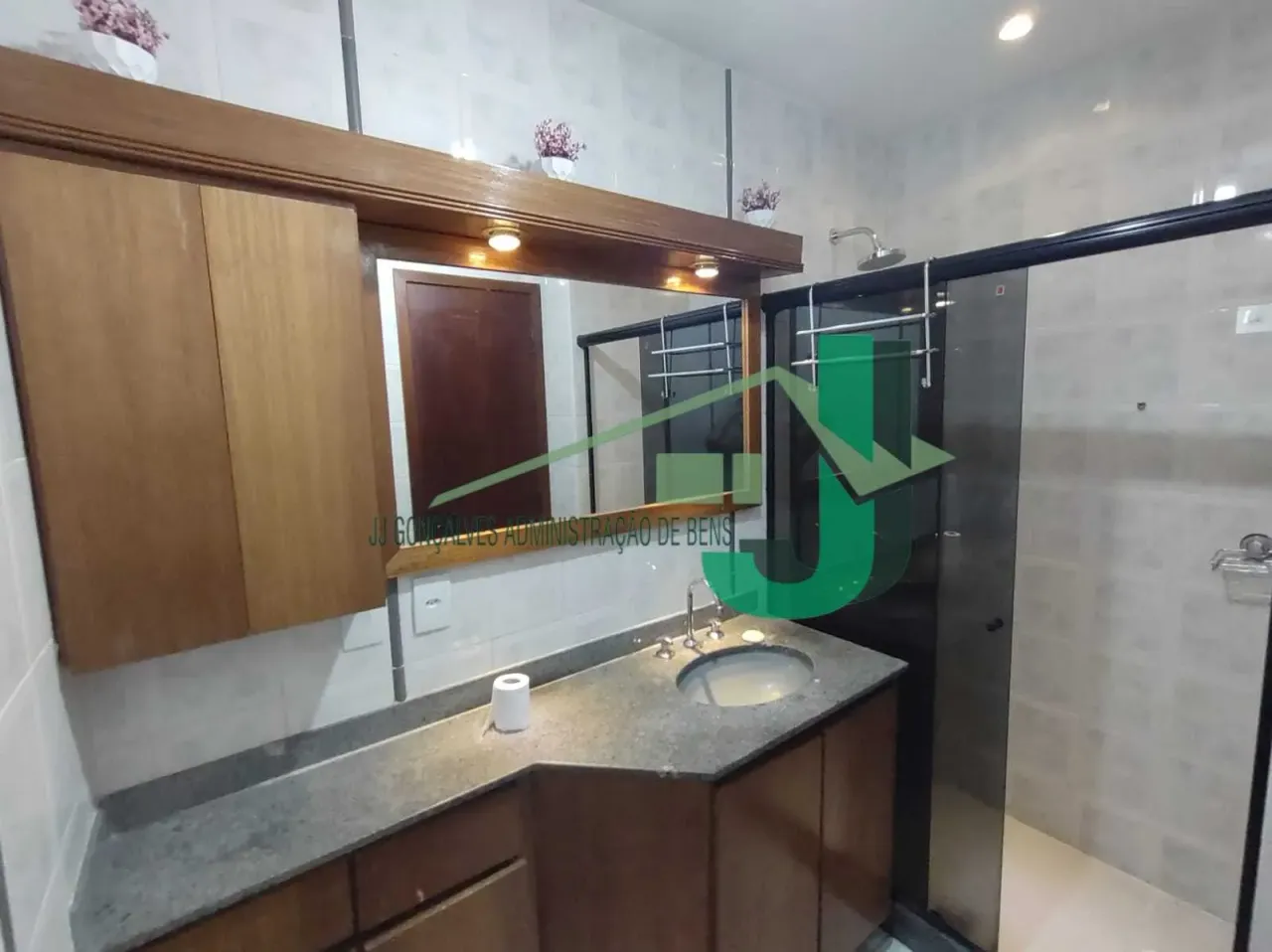 3-bedroom apartment with 3 parking spaces — photo 8