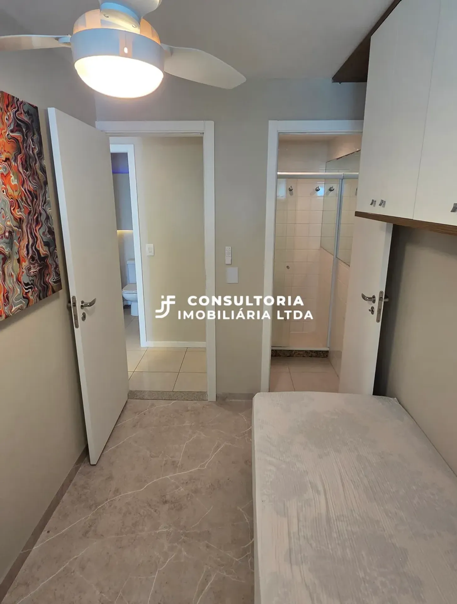 3-bedroom apartment in a building with a sauna — photo 35