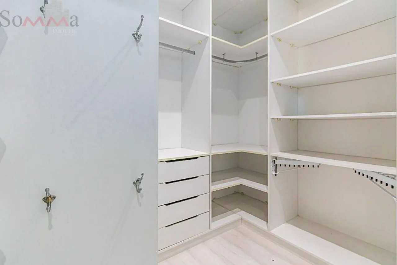 Furnished house, 323 m², with a bathtub — photo 13