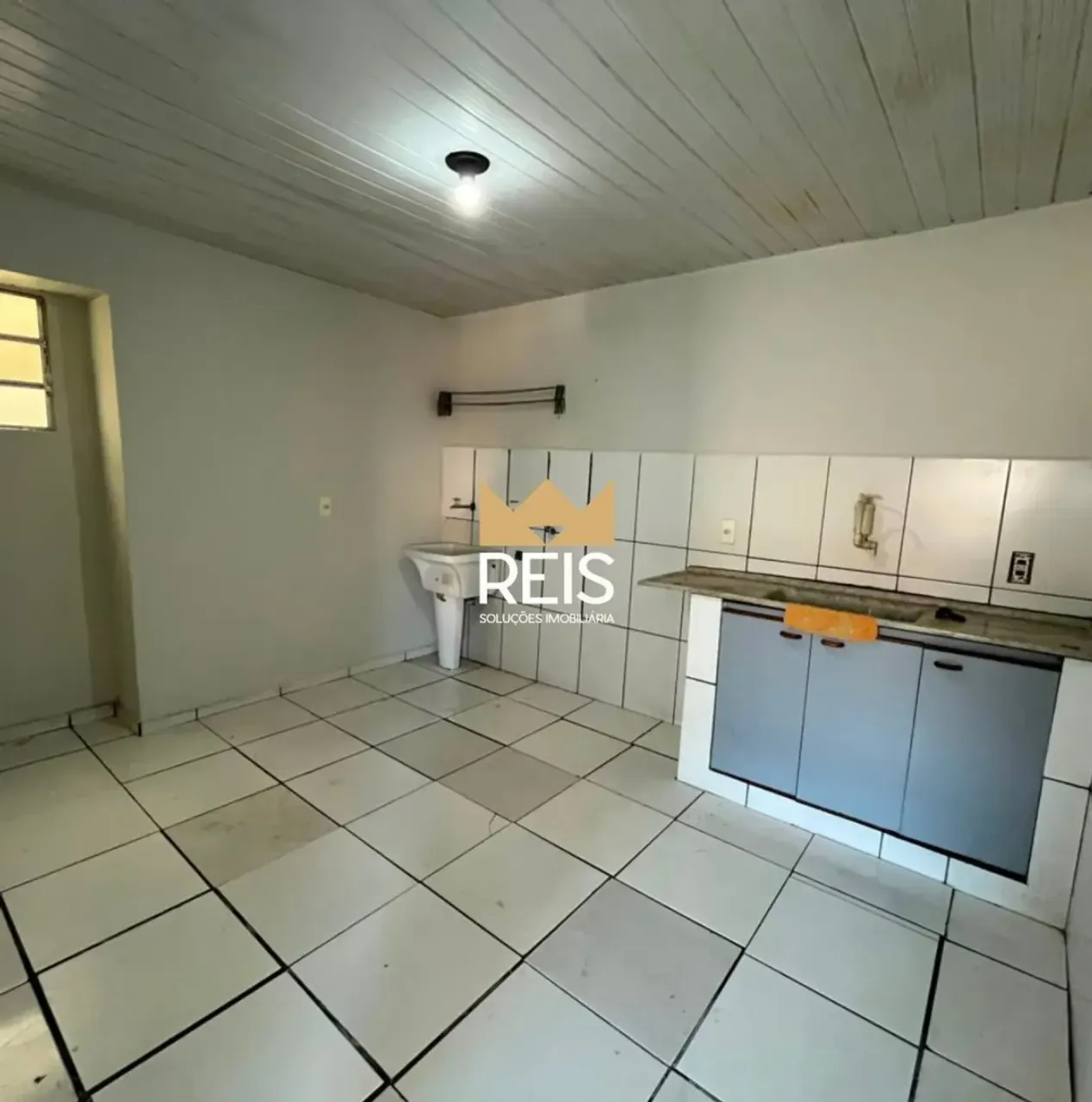 Unfurnished house with a separate kitchen and 1 bedroom — photo 6