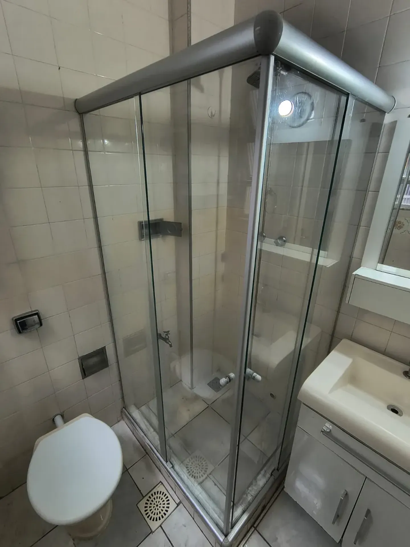 Дерев'яна підлога або ламінат та 1 спальня: квартира 32 м² — photo 5