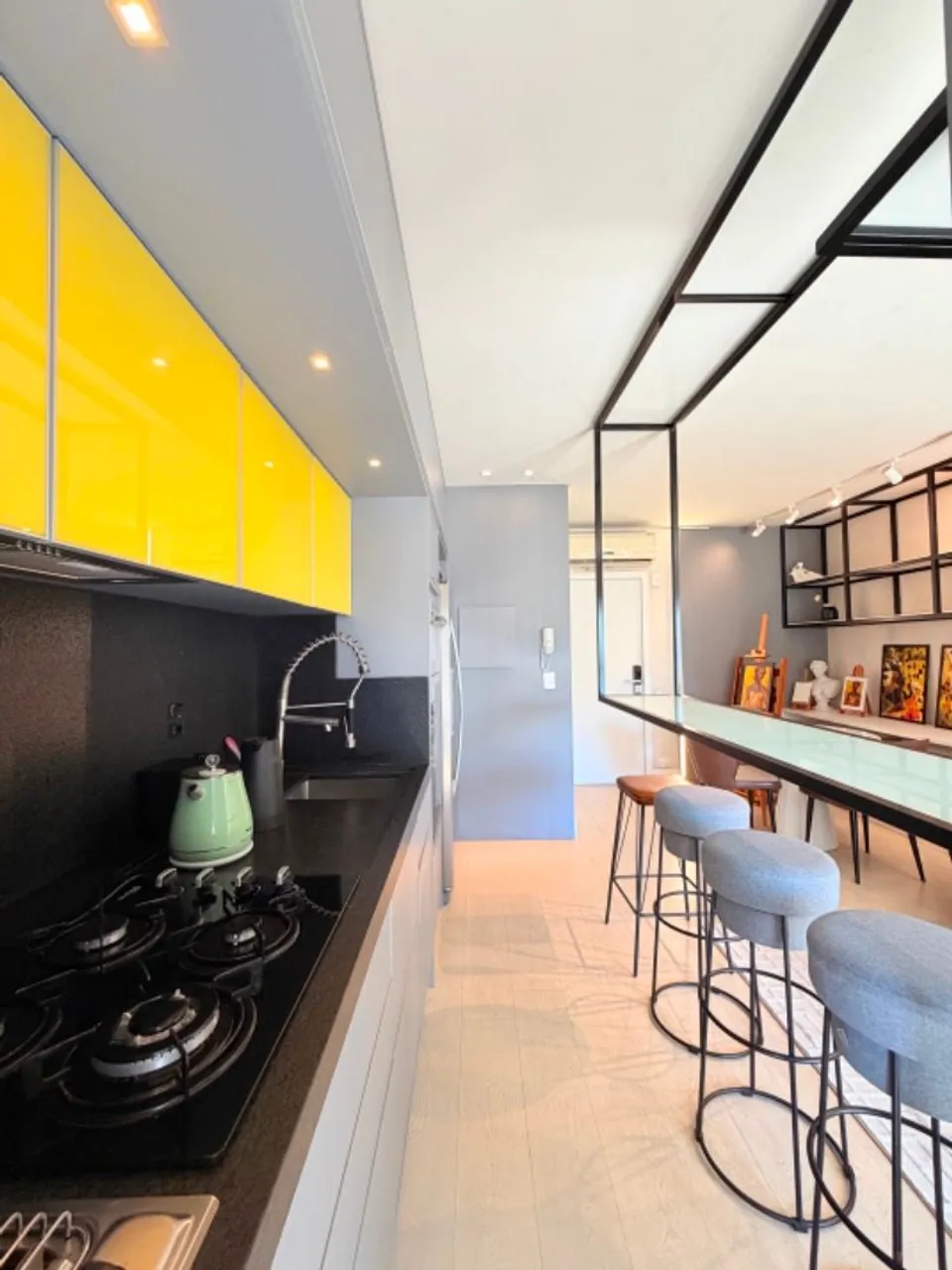 Apartamento amueblado con escritorio de trabajo y 57 m² — photo 16