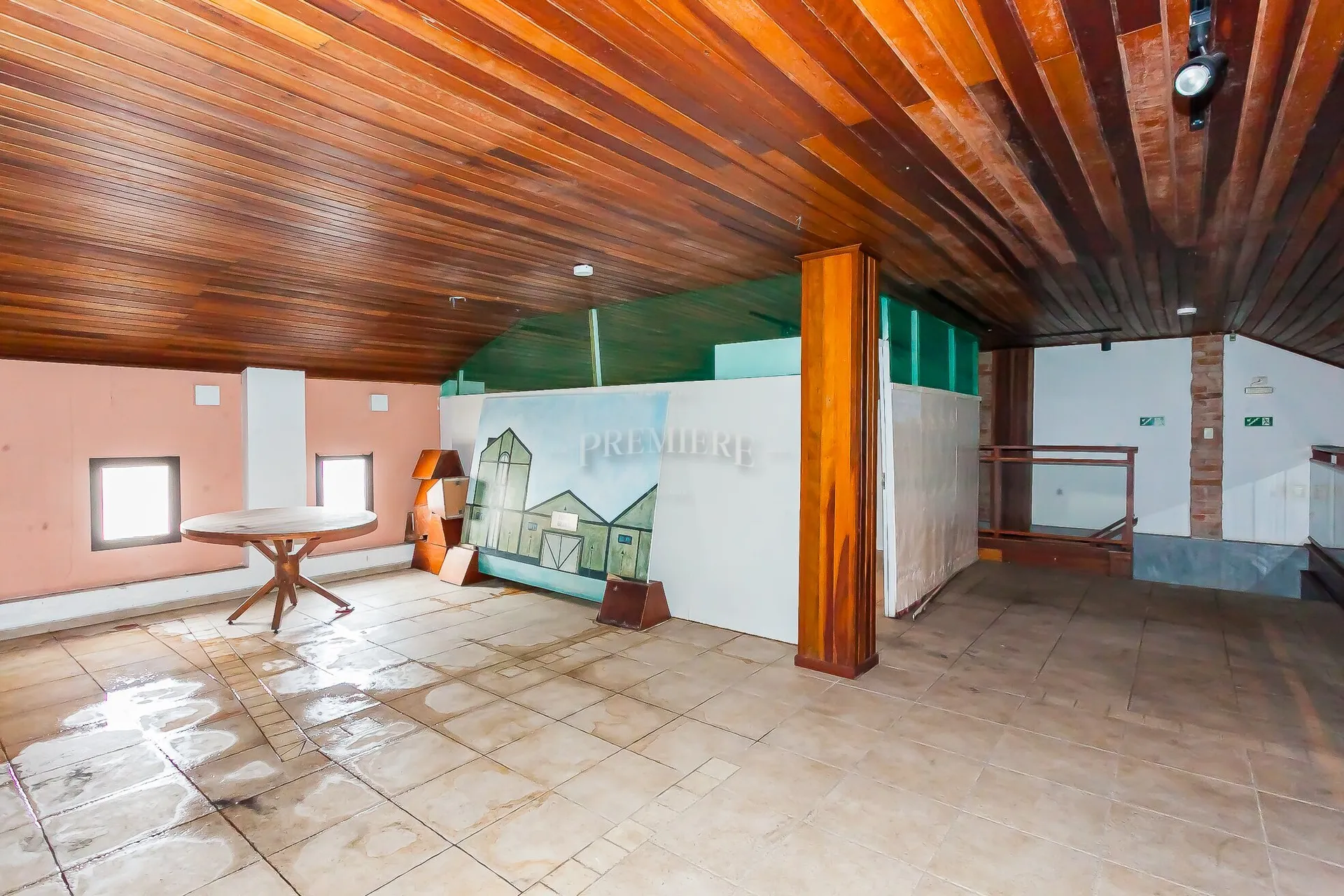 Будинок: 5 спалень, 452 м² — photo 19