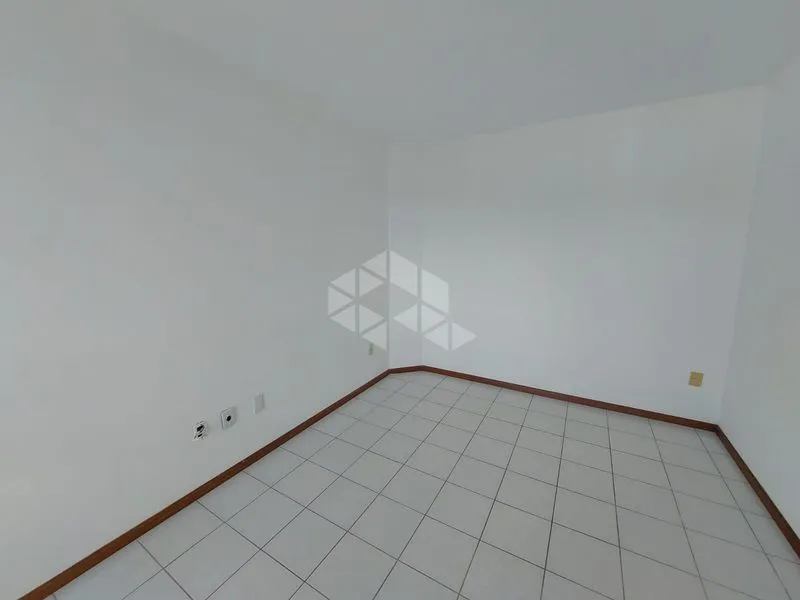 1-bedroom 47 m² apartment with a balcony — photo 11