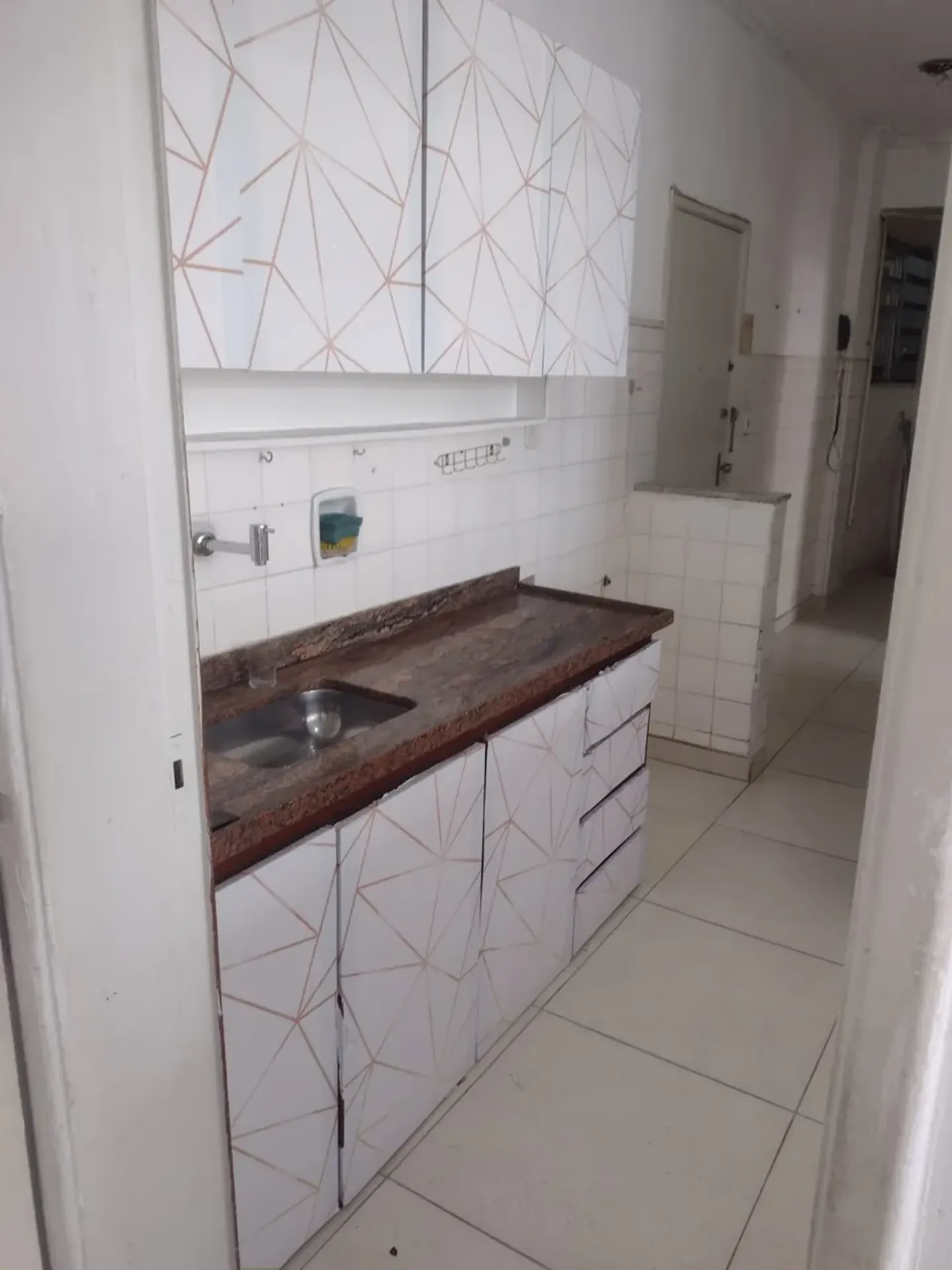 Apartment on the 1st floor with wood or laminate floors — photo 20