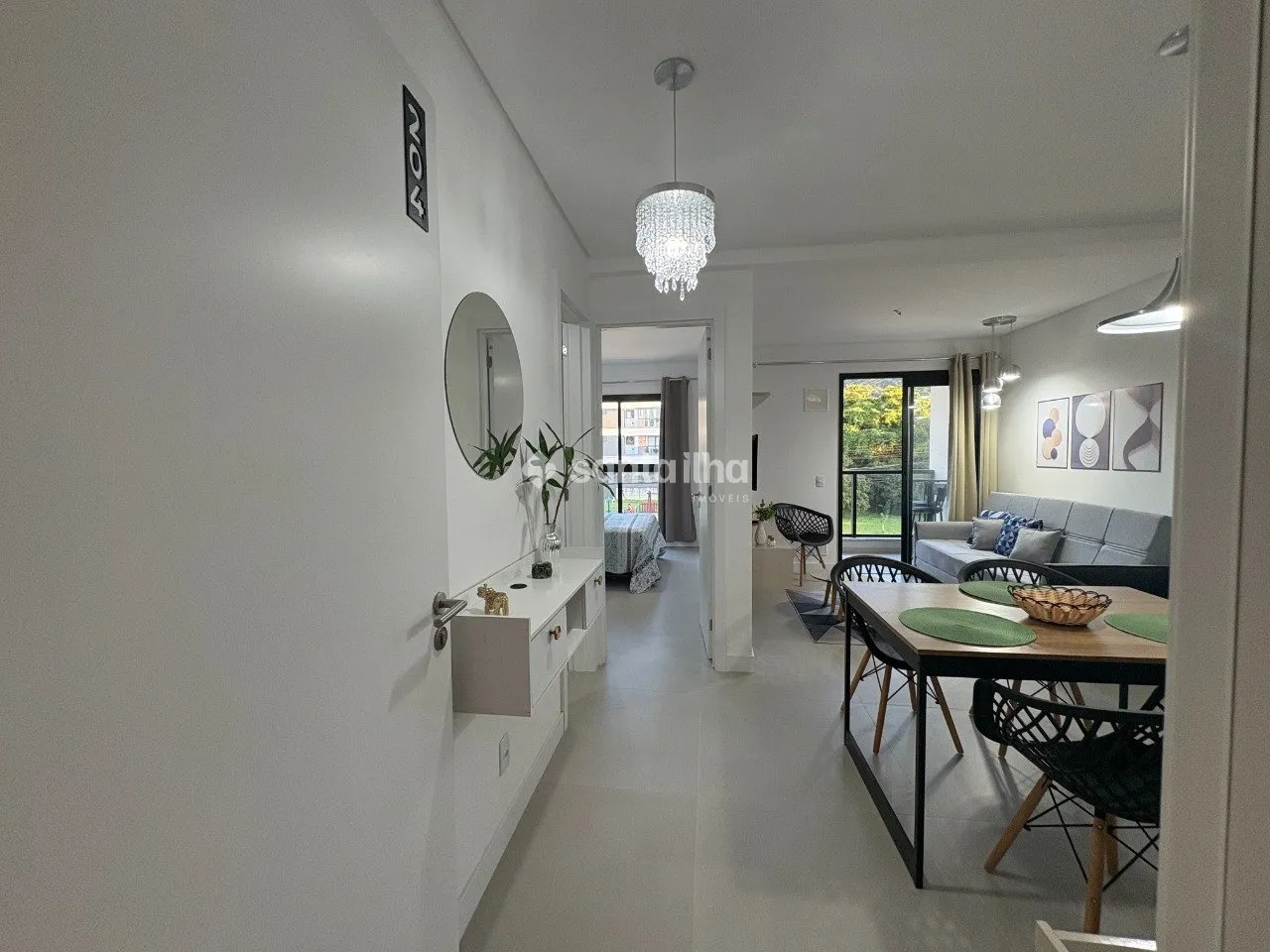 Furnished 1-bedroom apartment with 57 m² and parking — photo 30