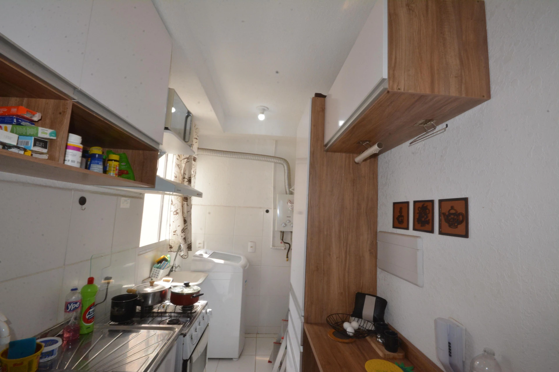 Furnished 2-bedroom apartment with a gas stove kitchen — photo 5