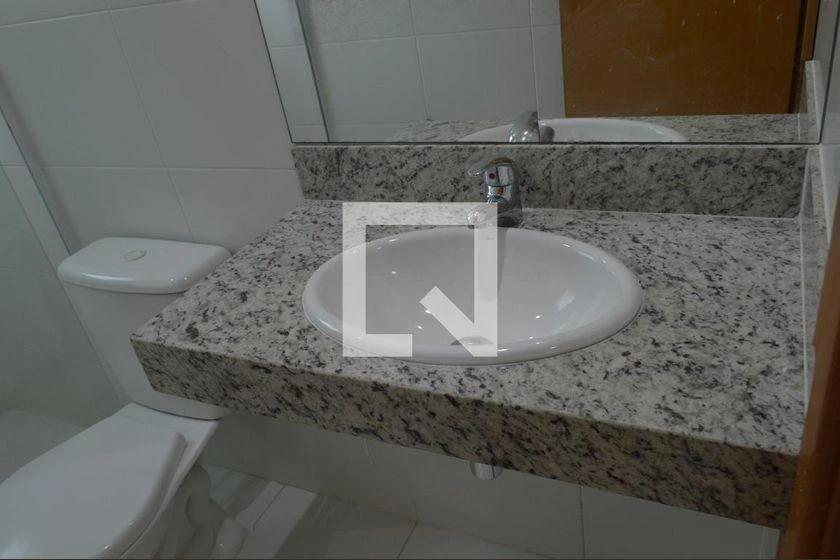 188 m² house with 4 en-suite bedrooms and 3 parking spots — photo 37