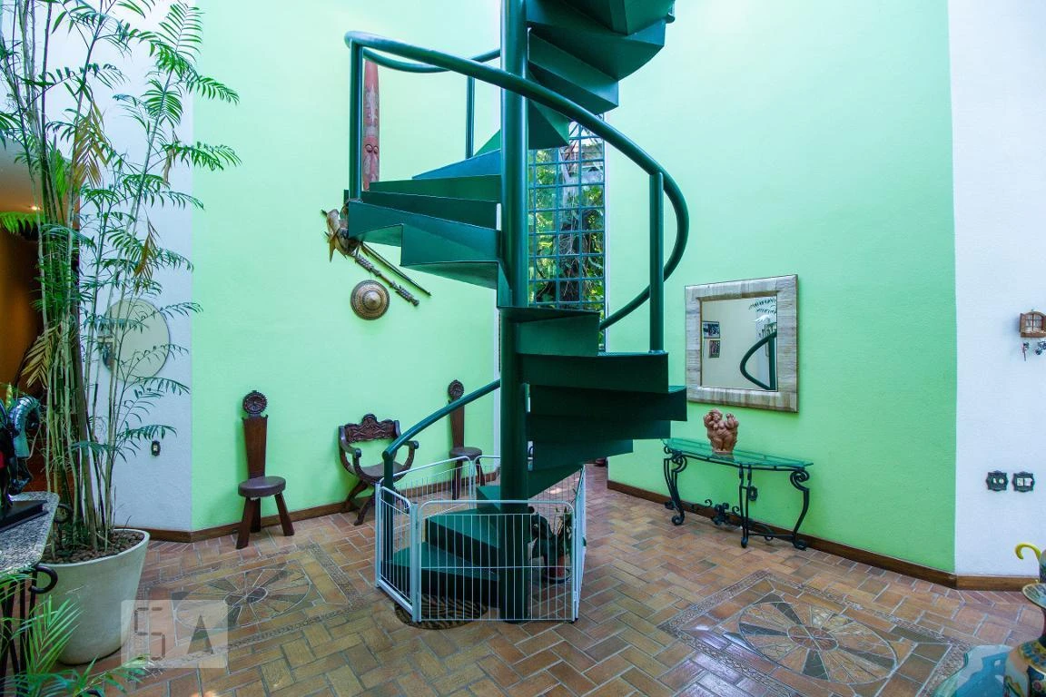 Casa de 600 m² com 4 quartos, 2 suítes e 5 banheiros — photo 42