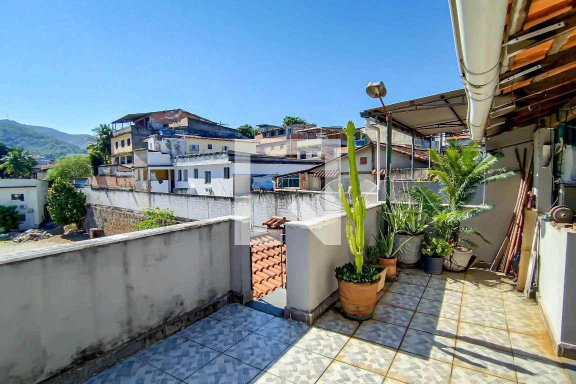 Furnished house with 4 bedrooms and private garden — photo 33