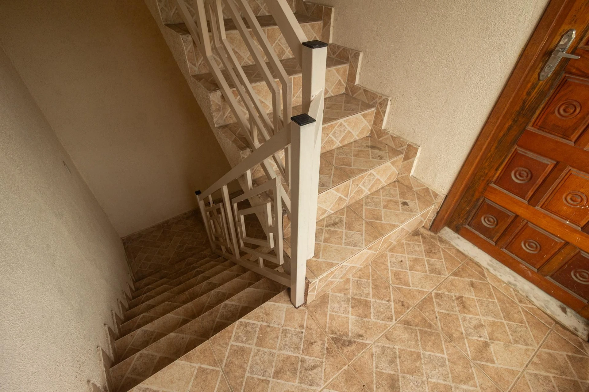 Unfurnished 2-bedroom apartment with 1 bathroom and pets — photo 19