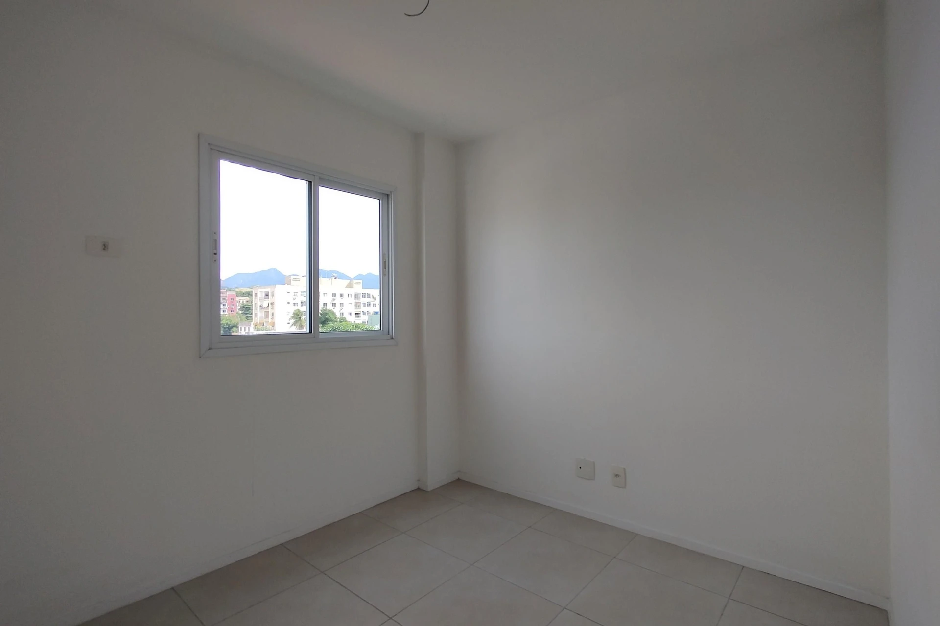 Unfurnished apartment with an open-plan kitchen and balcony — photo 21