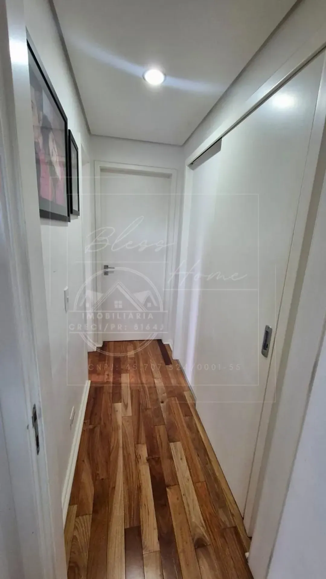 2-bedroom apartment in a building with a gym — photo 24