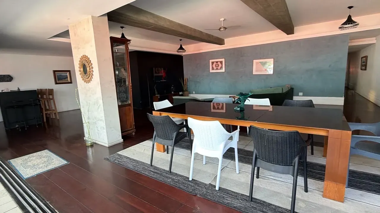 Furnished apartment with 4 bedrooms and open-plan kitchen — photo 50