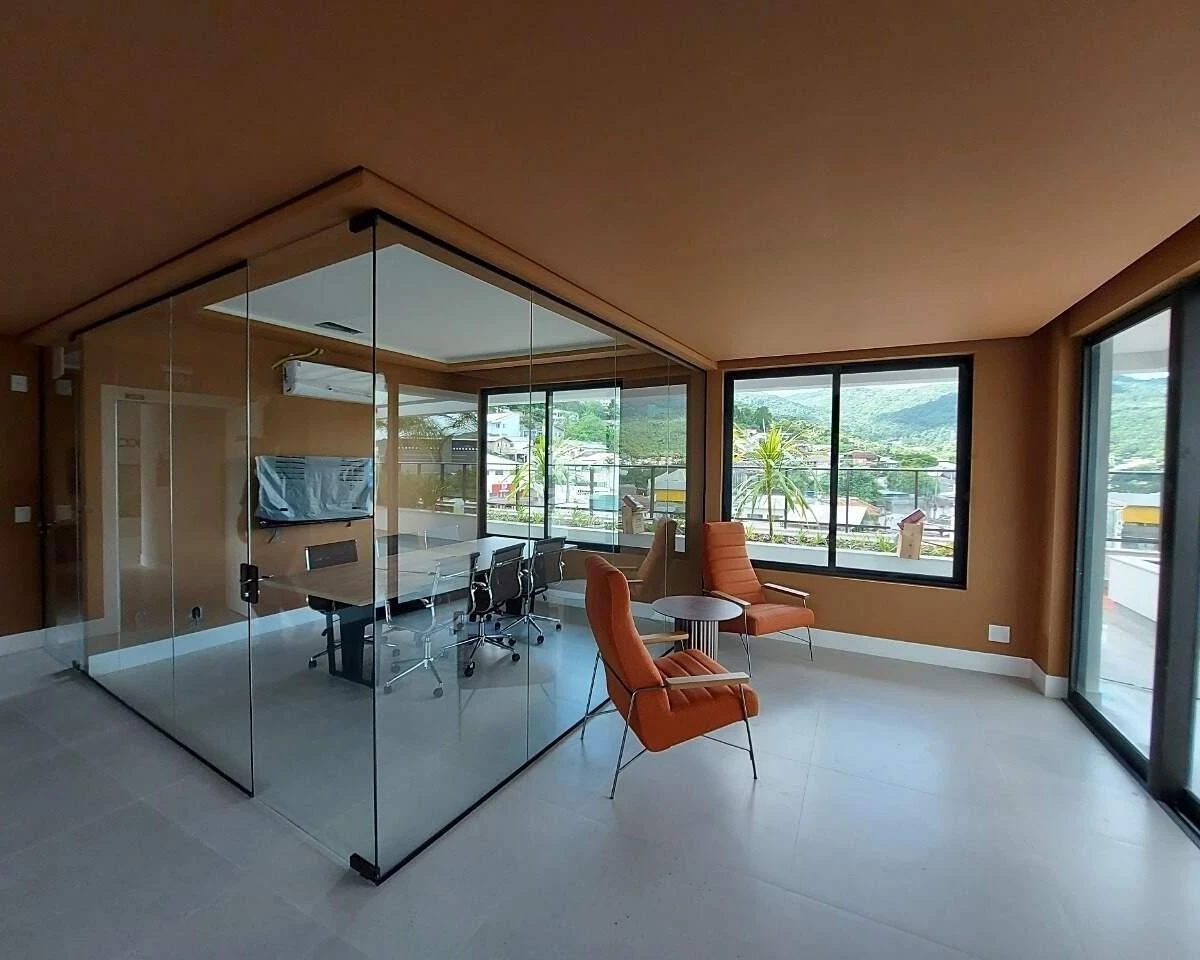 Furnished apartment, 48 m², with a mountain view — photo 44
