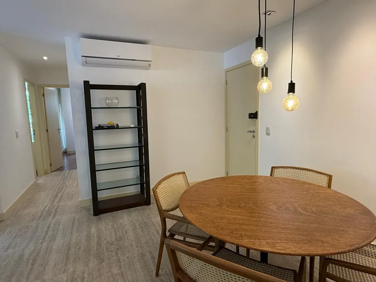 Apartamento com 2 quartos e 2 banheiros com 1 vaga — photo 3