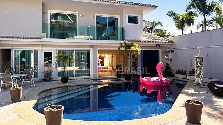 Furnished house with 6 en-suite bedrooms and 10 bathrooms — photo 5