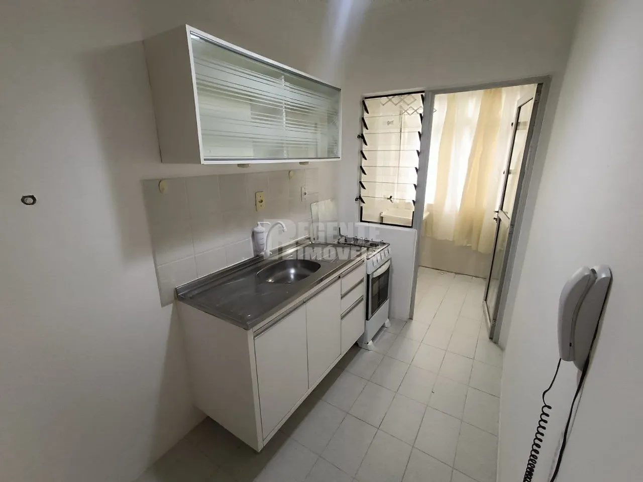 1-bedroom apartment with ceiling fans and balcony — photo 6