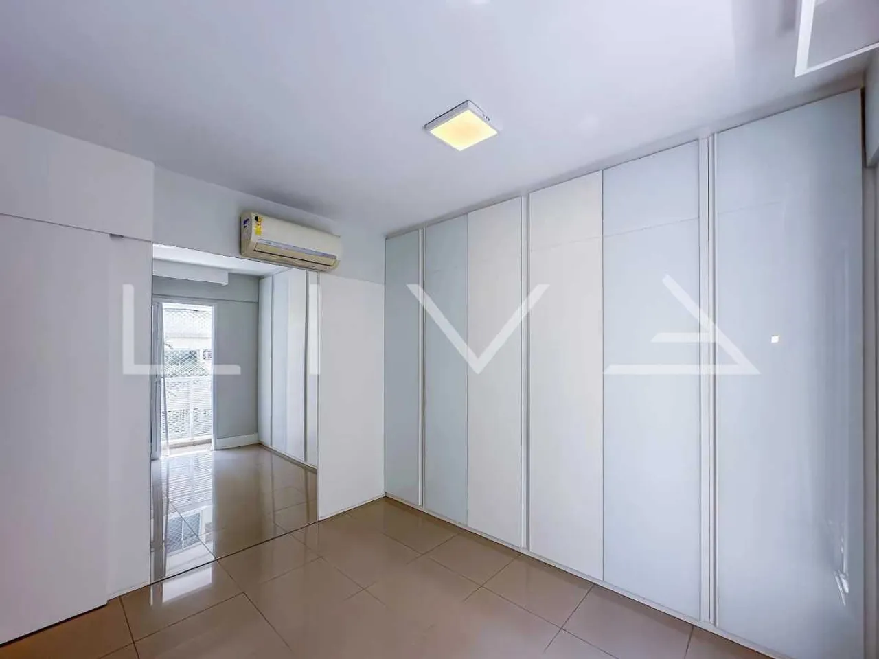 4 quartos e varanda envidraçada: apartamento de 107 m² — photo 6